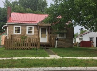 108 Beach St, Massena, NY 13662