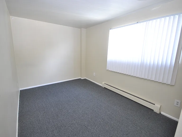 817 Arch St — Photo 28