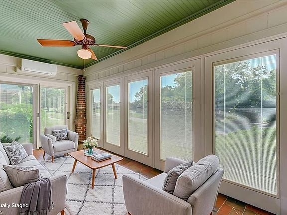 12th image of 618 Parkway Blvd