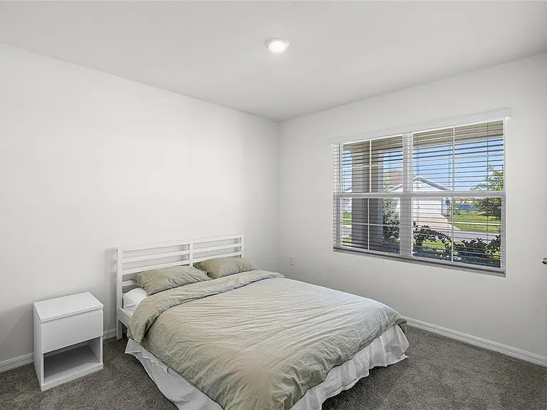 1340 Daisy Field Dr — Photo 11