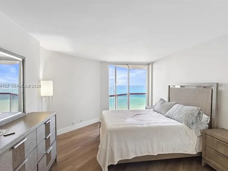 6767 Collins Ave #909 — Photo 14