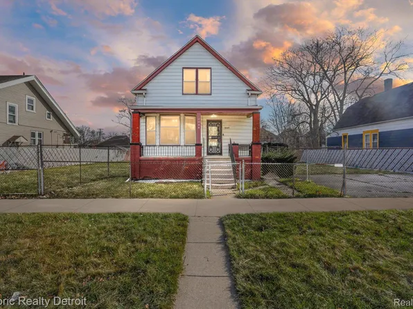 6044 Maxwell St, Detroit, MI 48213