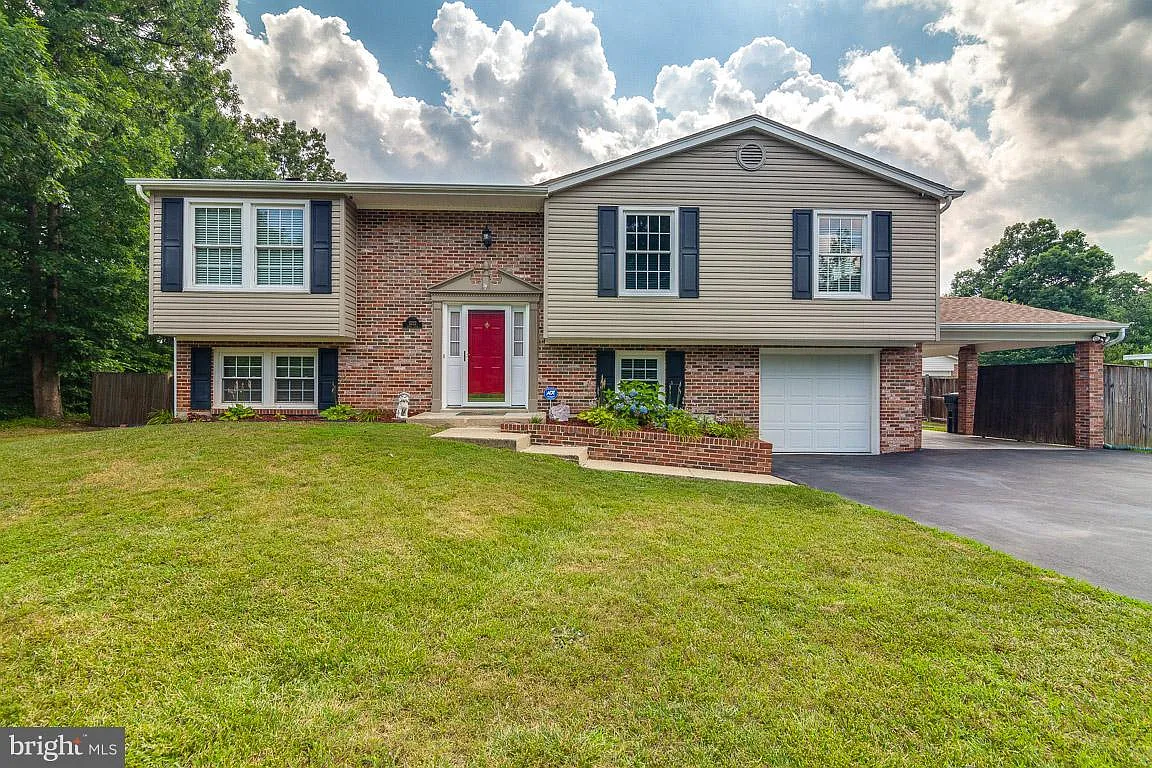 11722 Acton Ln photo 1