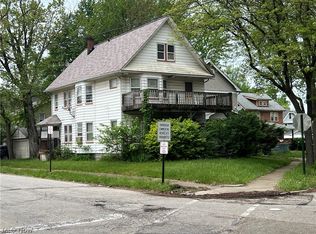398 Cleveland Rd, Cleveland, OH 44108