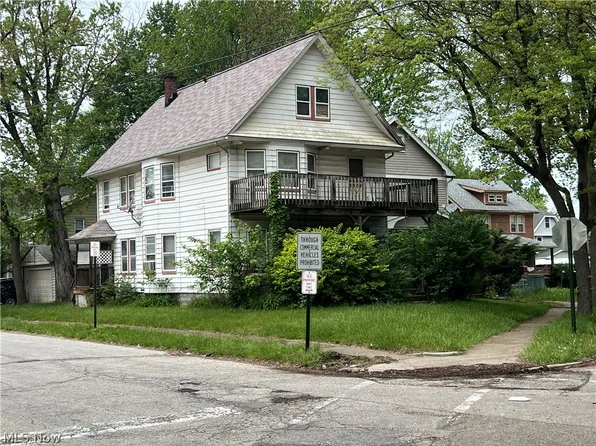 396 Cleveland Rd, Cleveland, OH 44108