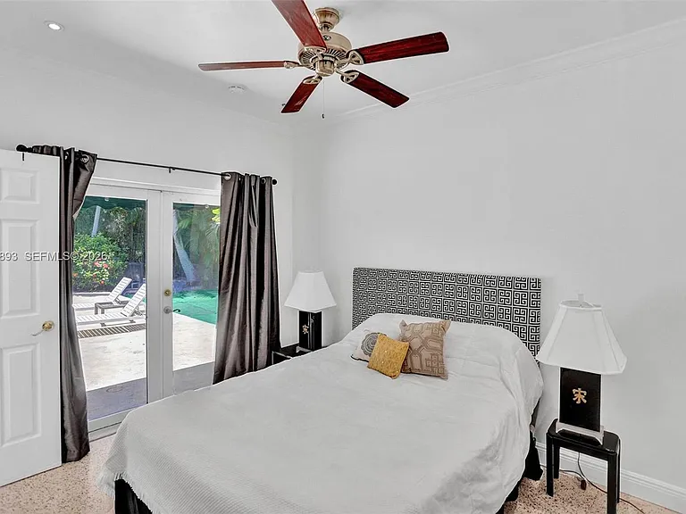 3920 Monserrate St — Photo 24