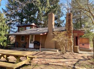 122 Husky Ln, New Castle, PA 16105