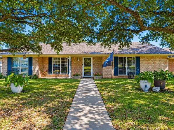 1614 Luza St, Bryan, TX 77802