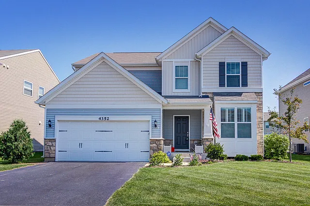 4352 Fraser Cir photo 1