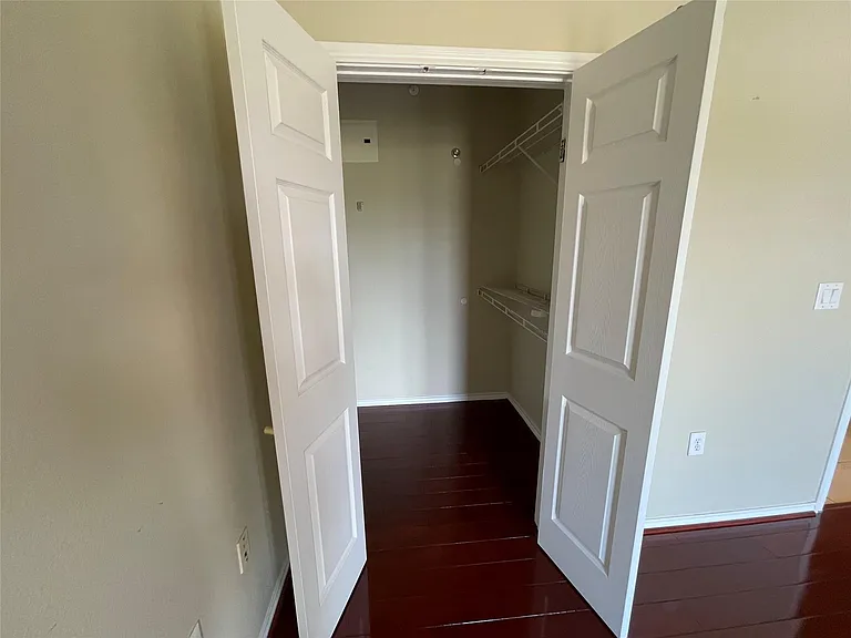 2400 McCue Rd #430 — Photo 20