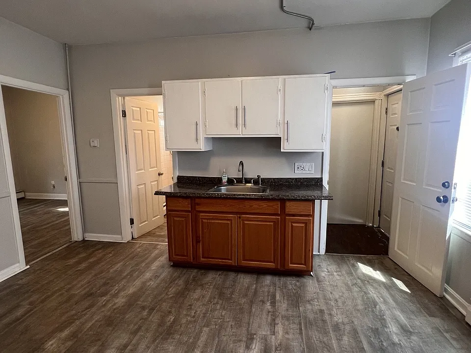 57 Fairmount Ave #1