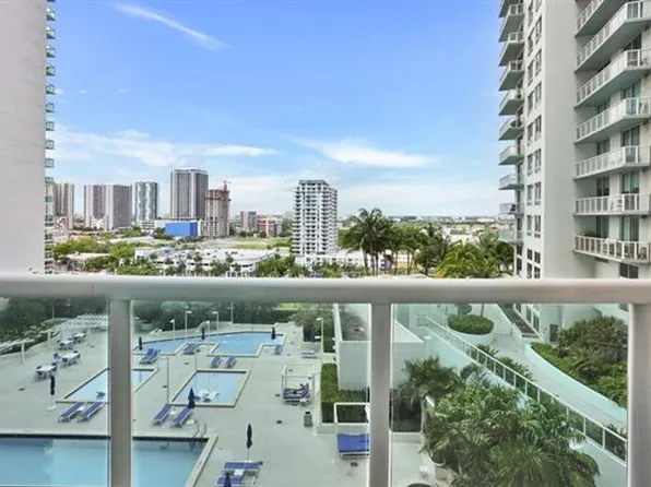 1800 N Bayshore Dr, Miami, FL
