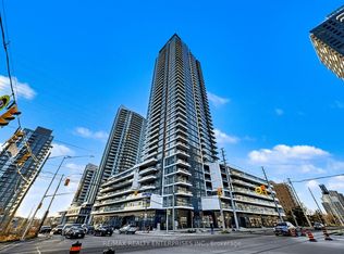 15 Watergarden Dr #402, Mississauga, ON L5R 0G8