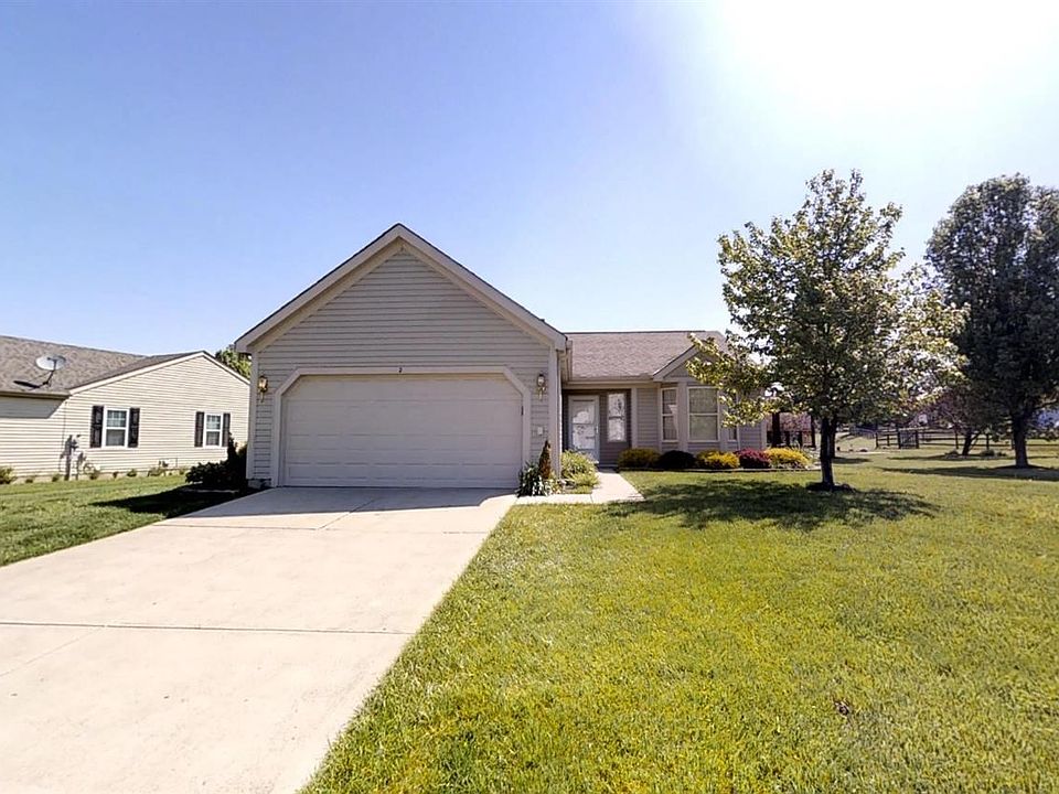 1st image of 2 Lakeview Dr