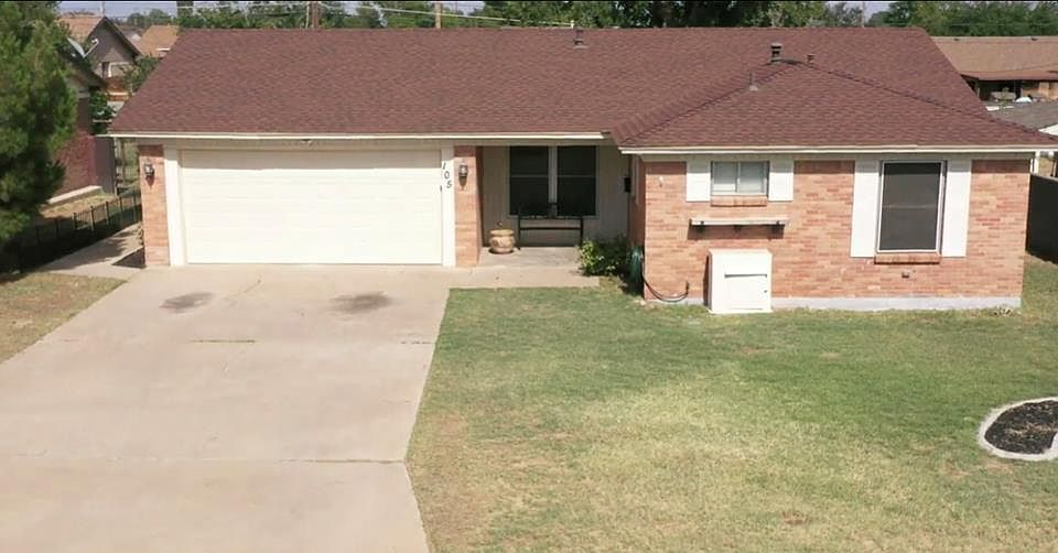 1st image of 105 S Glenwood Dr