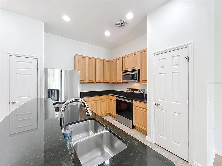 3716 Avalon Park East Blvd — Photo 16