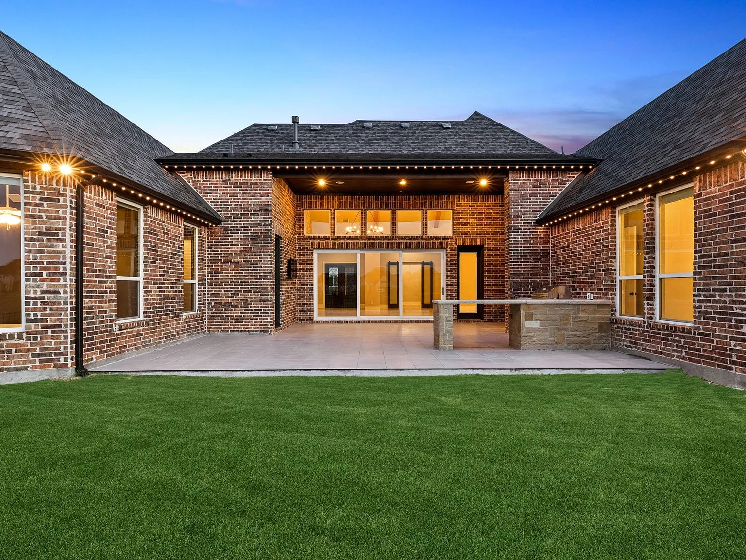 4 bed, 6.0 bath, 3854 sqft, $6,000 — Photo 4