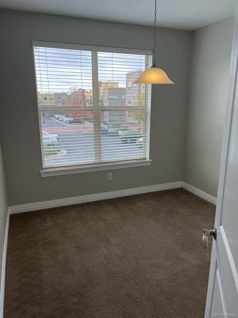 3 bed, 2.0 bath, 1376 sqft, $2,495 — Photo 2