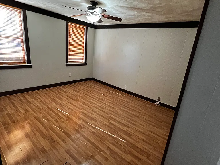 24 Lawrence St #A — Photo 9
