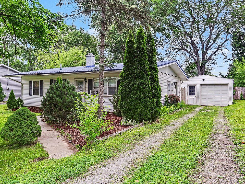 1st image of 712 Meadow Dr