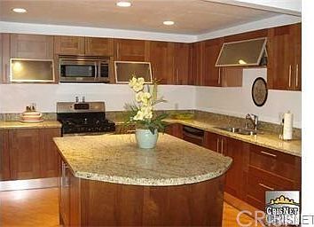 4th image of 18324 Clark St Unit 224
