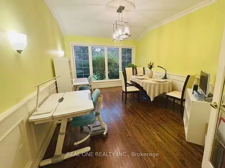 2361 Silverwood Dr — Photo 28