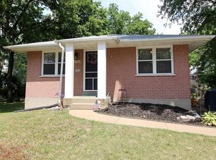 9220 Radio Dr, Saint Louis, MO