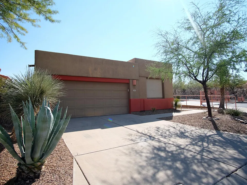 5162 N Contentment Ct