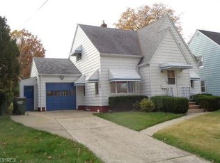 1884 Beverly Hills Dr, Euclid, OH