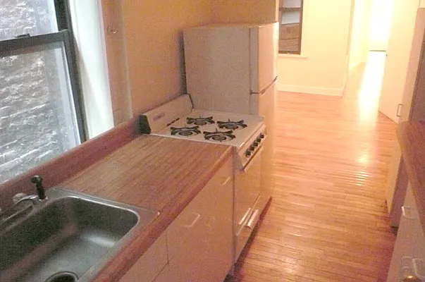 Rented by Geoffrey Stevens Realty | media 37