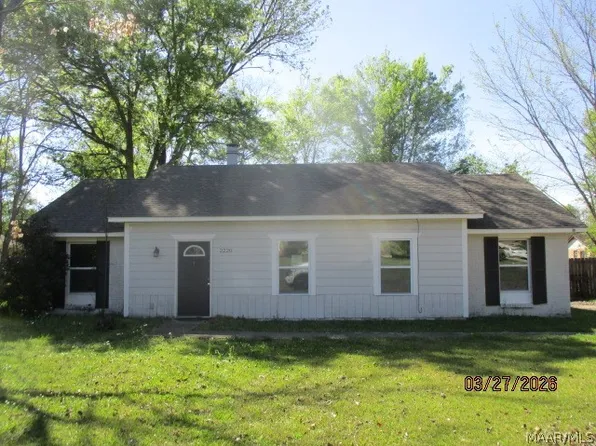 2220 Briar Gate Dr, Montgomery, AL 36116