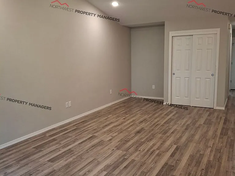 52-54 Godfrey Rd — Photo 6