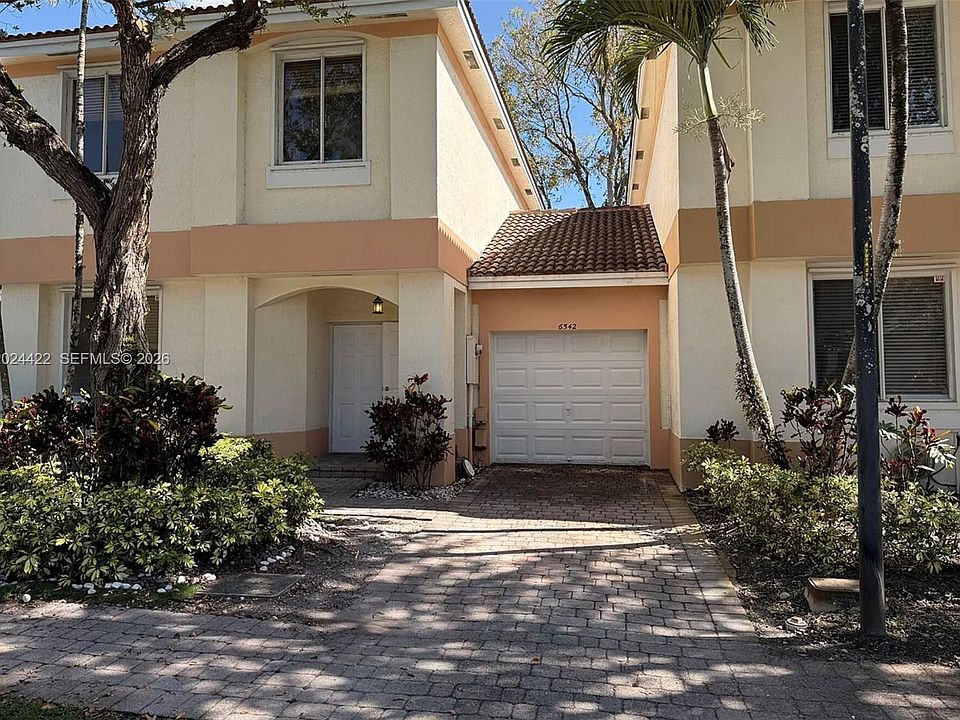 1st image of 6542 Hidden Cove Dr #4