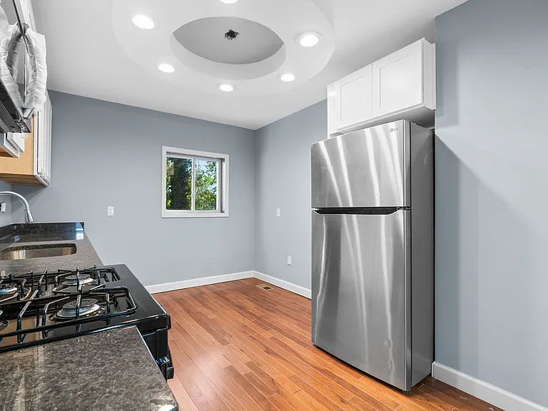 2609 Garrett Ave — Photo 4