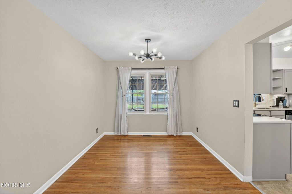 4931 Weldwood Ln, Sylvania, OH - View 4