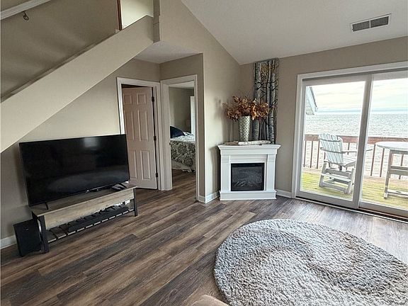 5th image of 6035 Lake Rd W APT 137