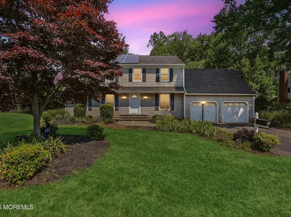 4 Oakwood Lane, Little Silver, NJ 07739