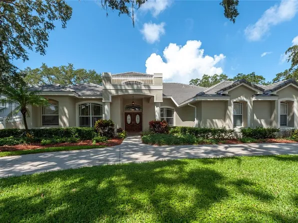 7390 Hunt Club Ln, Seminole, FL 33776