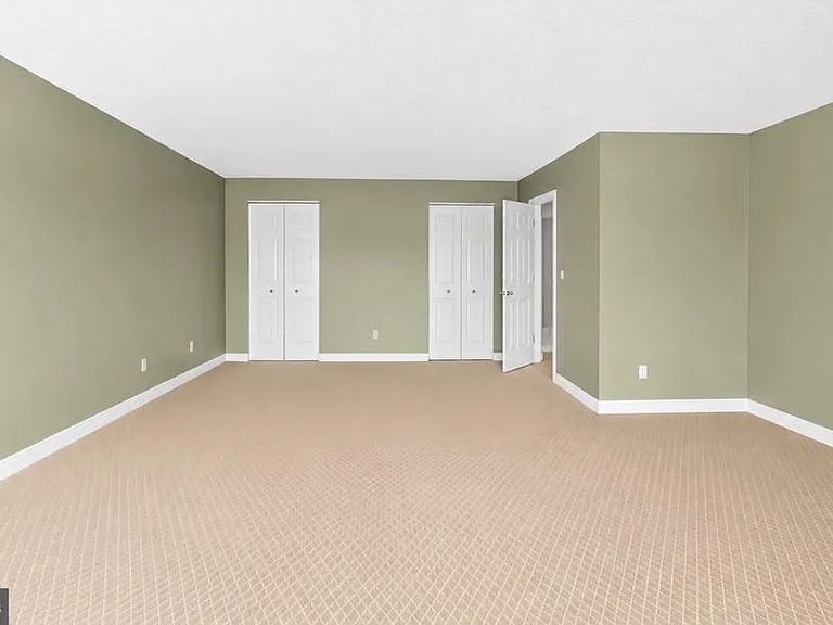 970 Lake Heritage Dr — Photo 12