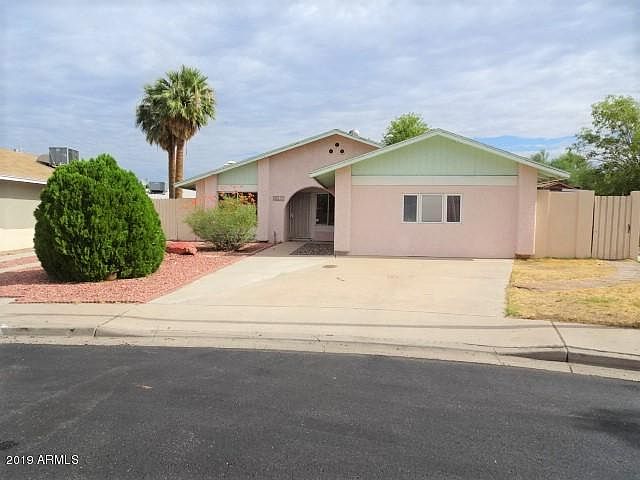 1st image of 2206 W Emerald Cir