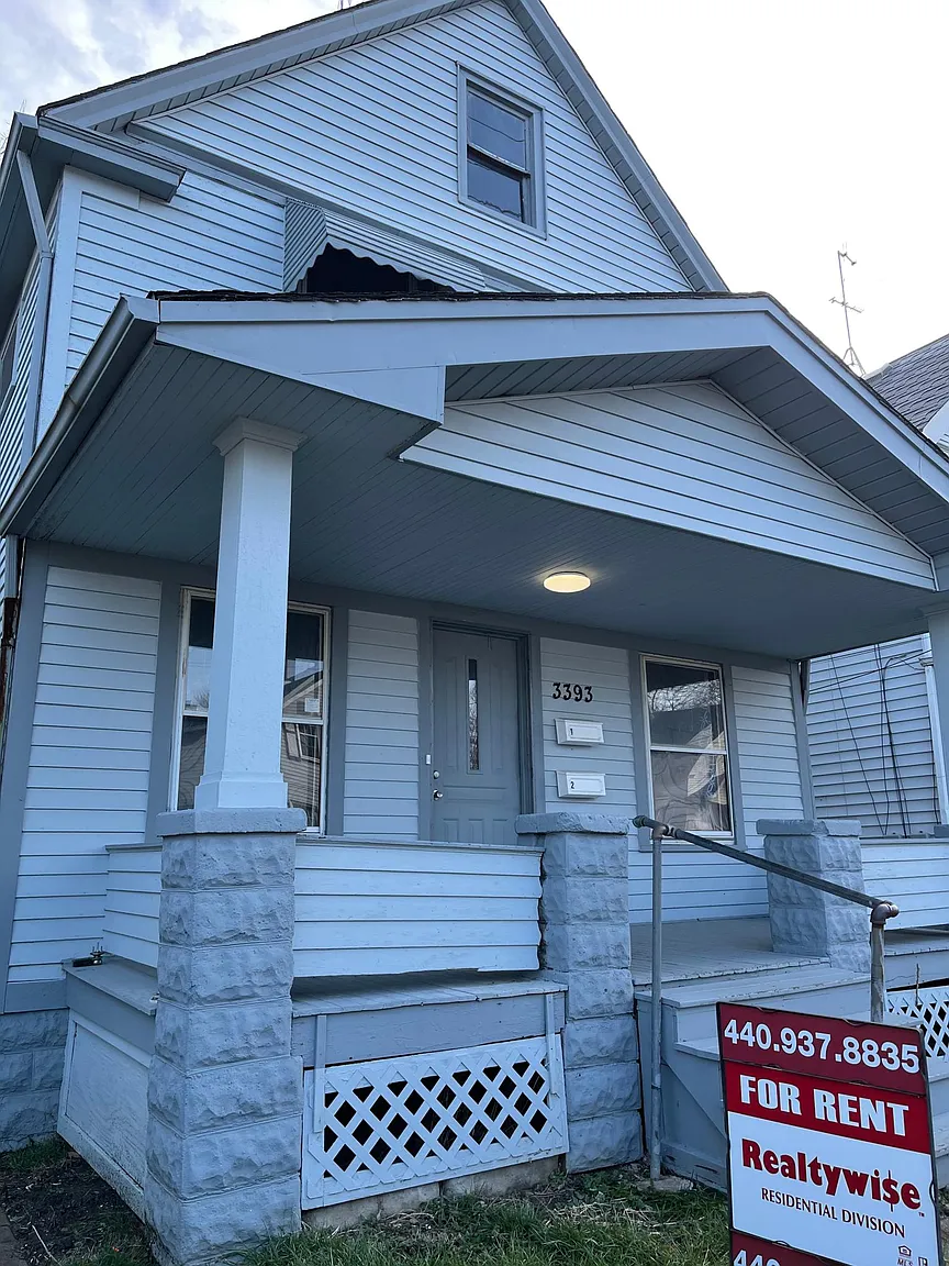 3393 W 45th St photo 1