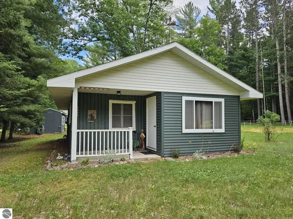 3250 Ausable River Rd, Glennie, MI 48737