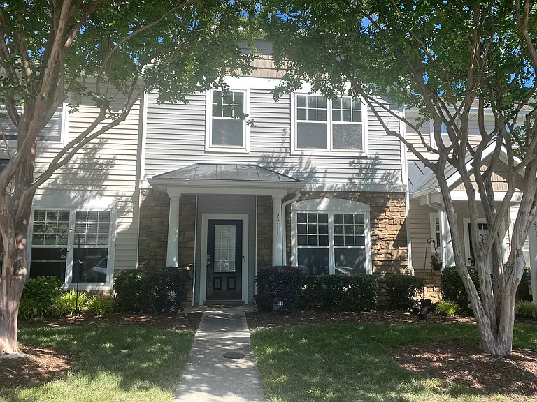 2711 Willow Pines Pl — Photo 1