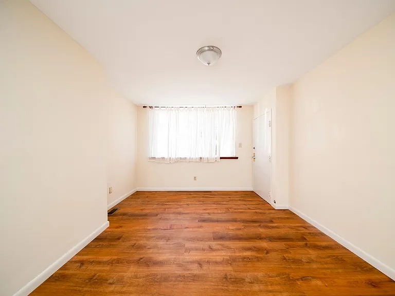 2218 Fitzwater St #A — Photo 4