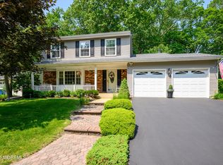 14 Hazelwood Ct, Howell, NJ