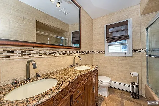 754 Greeley Ave — Photo 7