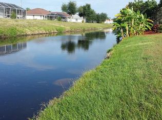 20 Mariner Ln, Rotonda West, FL 33947