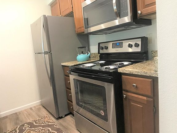 2nd image of 53 150th Ave NE APT B