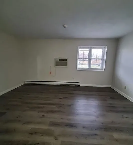 54 Elmwood Park #C — Photo 4