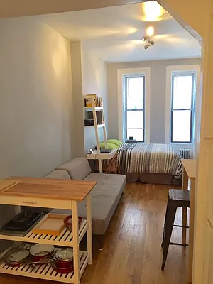 Rented by Pink Stone Realty LLC | media 11